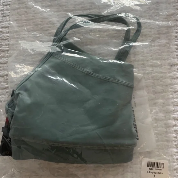 Bucked Up SportsBra - Picture 4 of 4